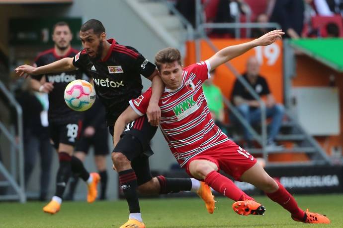 Uzi连续十二场比赛得分超过突破纪录，拜仁挑战极限！的简单介绍-爱游戏百家乐